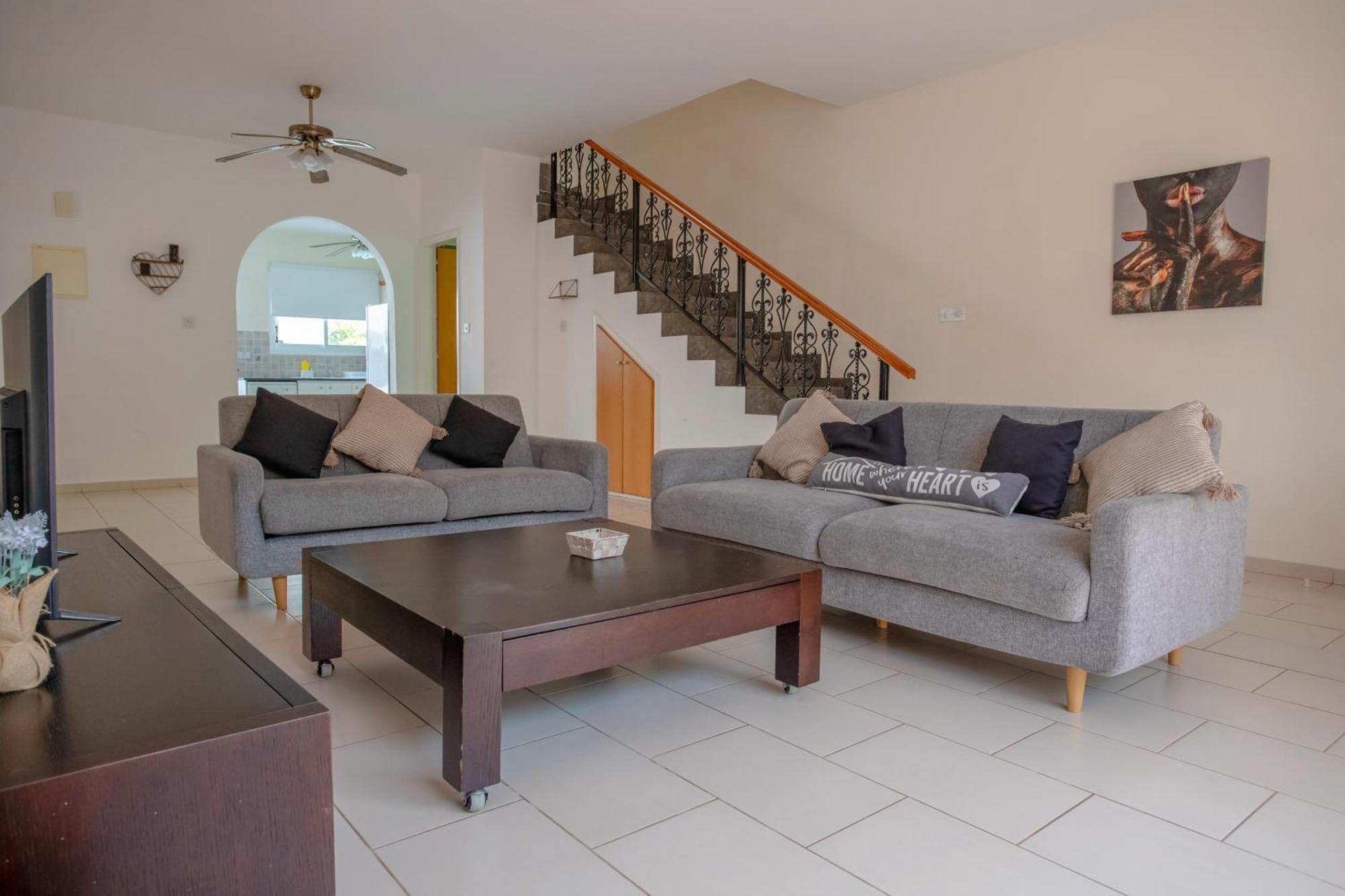 Βίλα Spacious With Private Pool *